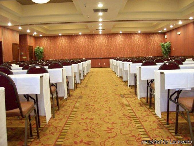 Hotel Ramada By Wyndham Tukwila Southcenter Facilidades foto